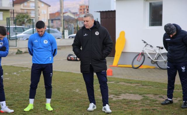 Voska Sport shkarkon trajnerin