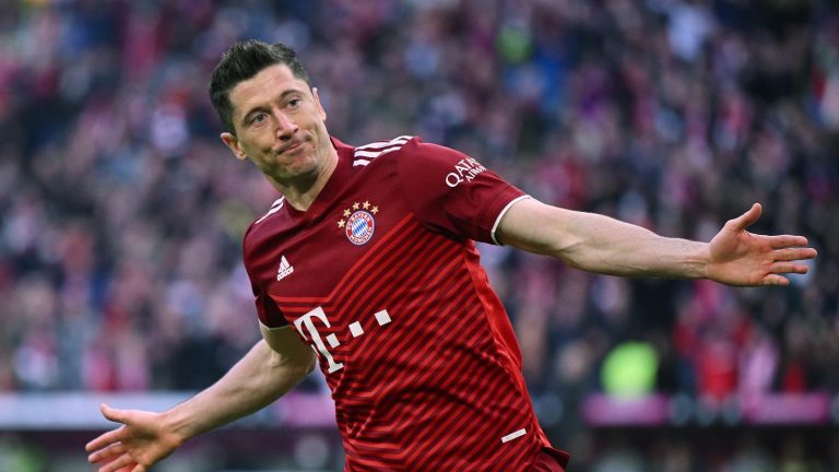 Zbulohet oferta e parë e Barcelonës për Lewandowskin