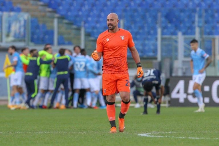 Pepe Reina rikthehet te Villareali