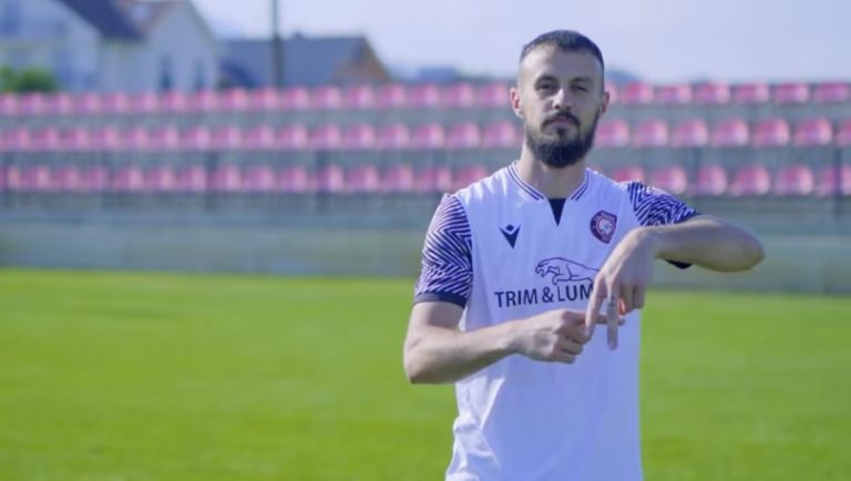 Struga prezanton Zija Merxhanin