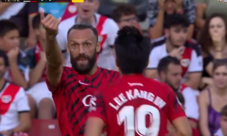 Muriqi realizon gol të bukur me kokë (video)