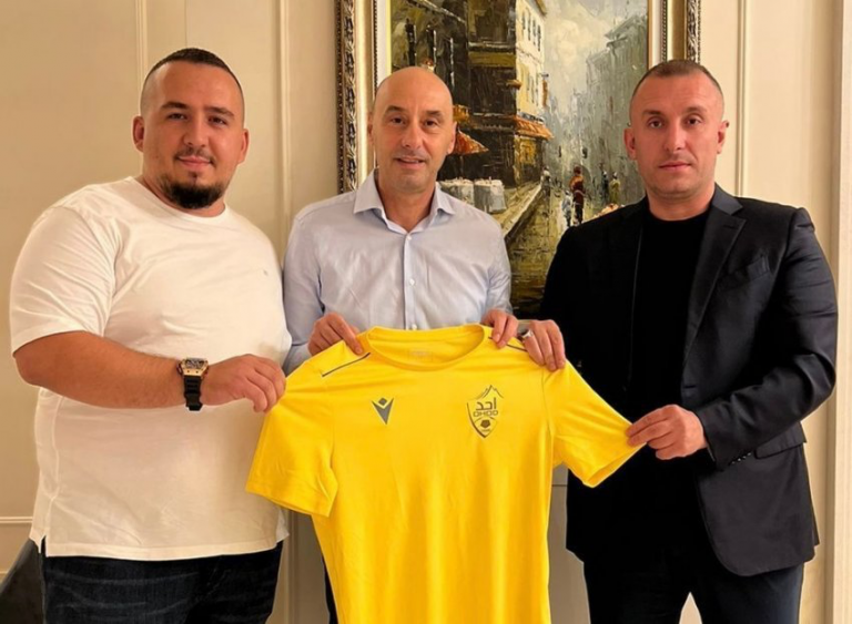 Ish-trajneri i Shkëndijës së Tetovës firmos në Arabinë Saudite