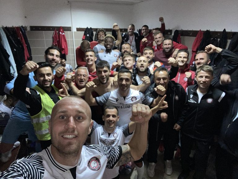 Struga feston triumfin e 8-të, “selfie” pas ndeshjes! (FOTO)