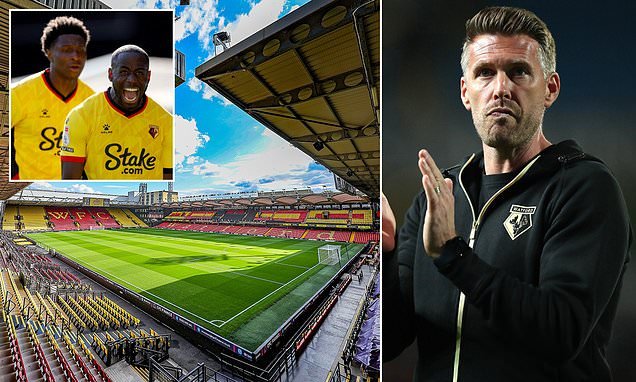 Skuadra e njohur angleze e shkarkon trajnerin