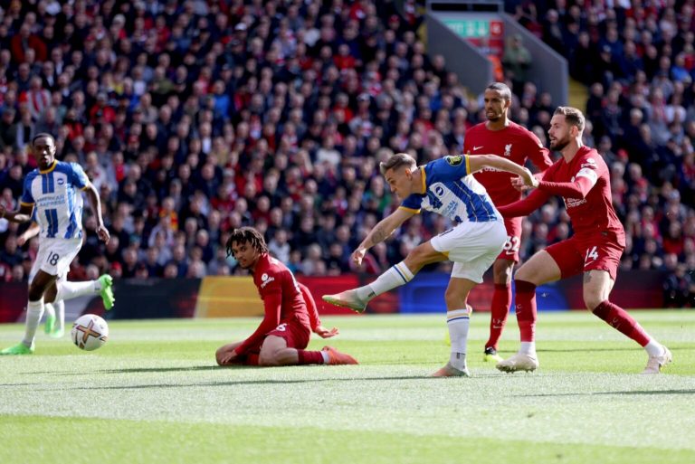 Brighton thellon edhe më shumë gjendjen e Liverpoolit, i merr pikë në ‘Anfield’ 