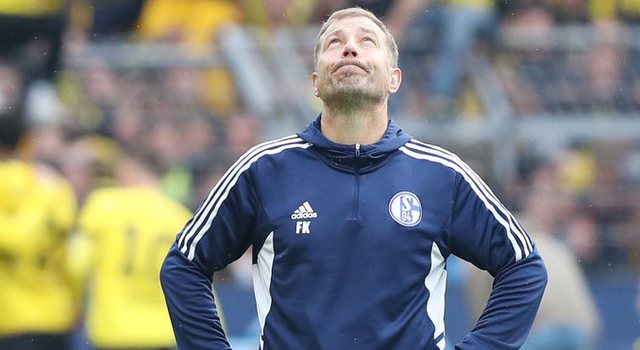 Schalke 04 të shkarkonte trajnerin