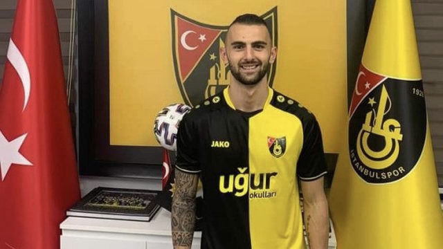Largimi i Xhixhës, Tirana gjen akordin me Kristal Abazajn