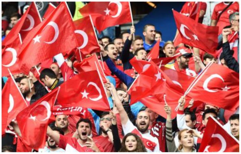 Klubi turk tërhiqet nga garat pasi portieri i tyre vdiq nga tërmeti shkatërrues