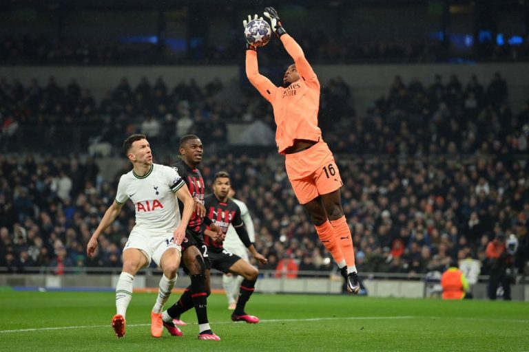 Tradita e Milanit ’flet’ në Ligën e Kampionëve, eliminon Tottenhamin