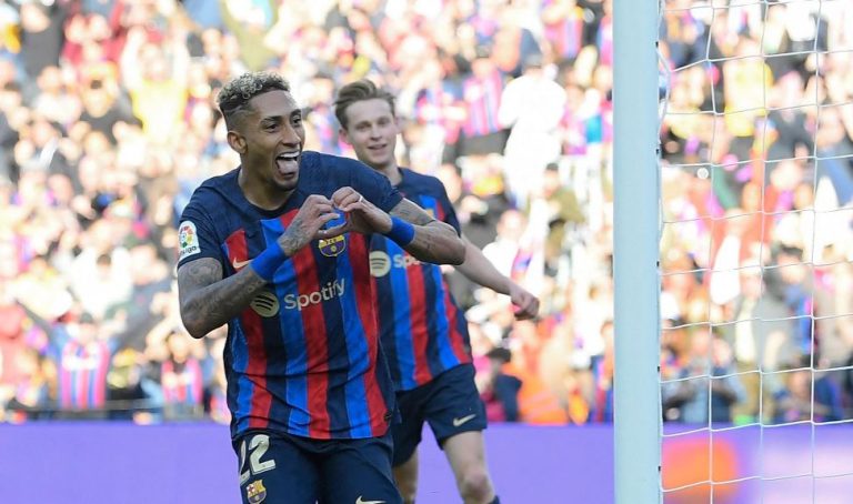 10 pikë diferencë, Barca ‘blindon’ kreun