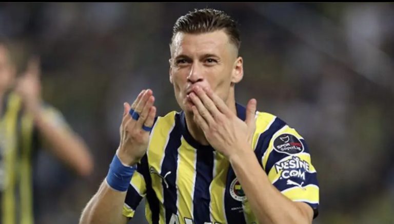Ezgjan Alioski rikthehet në ekipin e parë, Fenerbahçe kualifikohet në gjysmëfinale të Kupës