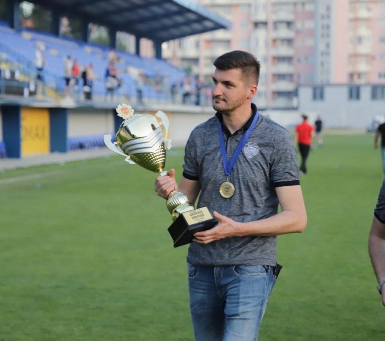 Zyrtare: Dorëhiqet drejtori sportiv i Shkupit, Omer Bunjaku 