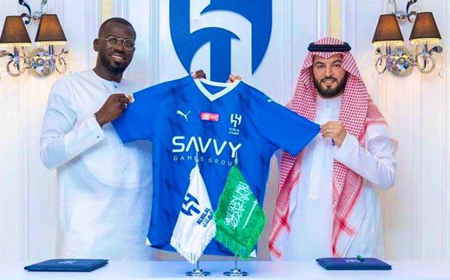 Koulibaly: “Unë jam musliman dhe po vij në vendin e duhur, do ta ndihmoj të gjithë familjen time që të jetojnë më mirë”
