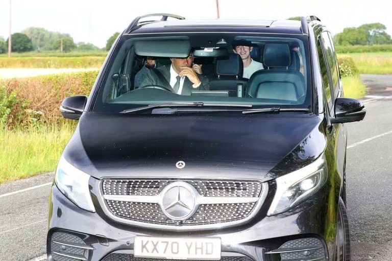 Del fotoja e parë e transferit 70 milionësh të Man United, sot prezantimi