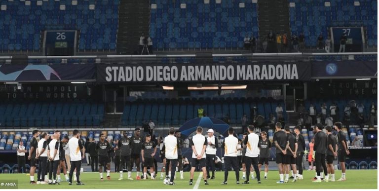 Panikë te Reali, dridhet hoteli i tyre në Napoli nga tërmeti