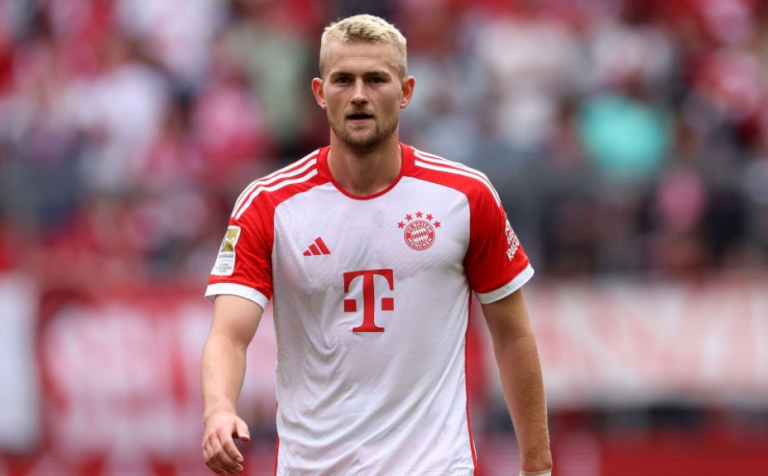 Ishte pranë transferimit te Manchester Unitedi, por De Ligt është pranë kalimit në burg! 