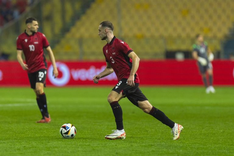 Mbrojtësi kuqezi impresionon skautët e Juves, në verë pritet oferta