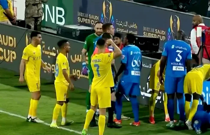 Ronaldo nuk i shpëton pezullimit pas goditjes së kundërshtarit, CR7 merr edhe një gjobë