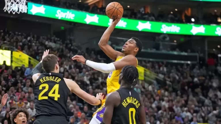 Denver ngjitet sërish në krye të renditjes në Perëndim, fitojnë edhe Lakers e Philadelphia