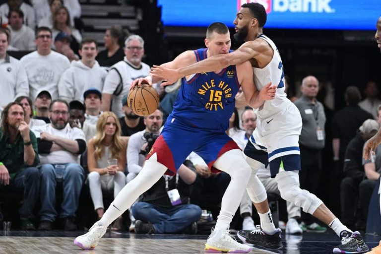 Denver tregon forcën e kampionit ndaj Minnesota, Indiana triumfon në fushën e New York