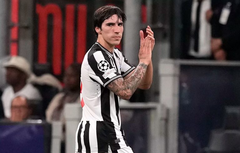 U pezullua nga futbolli, Tonali tregon varësinë nga bastet