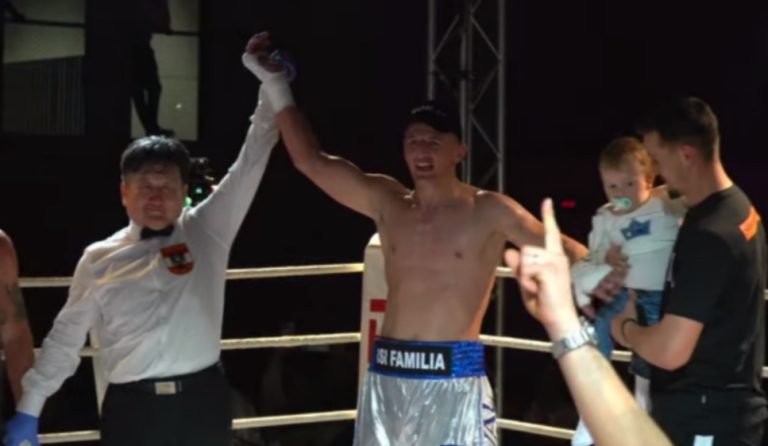 Robin Krasniqi dominues ndaj Jorge Silvas, fiton me pikë pas dhjetë raundesh