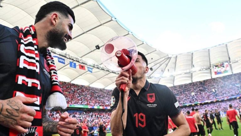 Dënimi i Dakut me dy ndeshje, Silvinjo refuzon të komentojë, Gjimshiti: Bëri gabim!