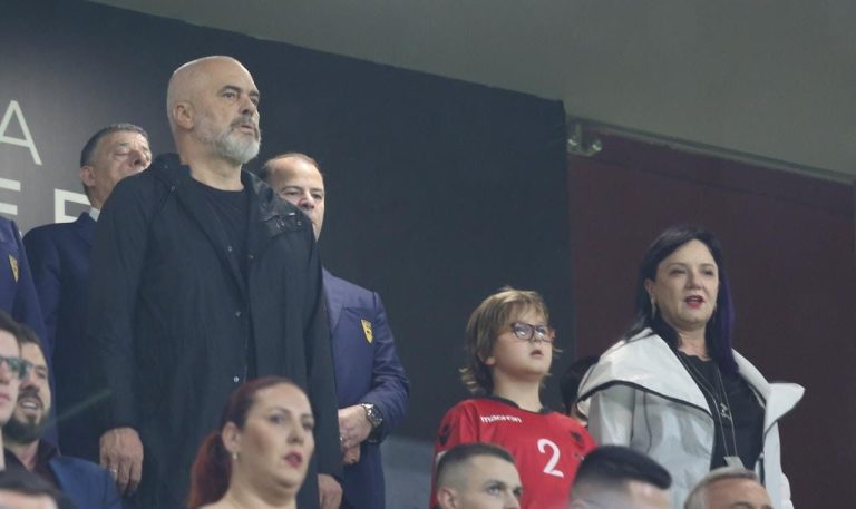 Rama: Vetëm deti na ndan nga Italia, shpresoj që ndeshja të mbyllet me barazim