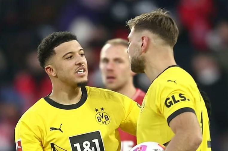 Rilindi te Borussia Dortmund, Sancho ëndërron qëndrimin te “verdhezinjtë”