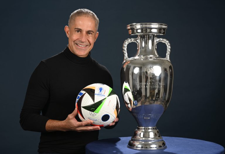 “Jemi një ekip multikulturor”, Sylvinho për UEFA-n: Asllani teknik, Asani lojtar me cilësi!