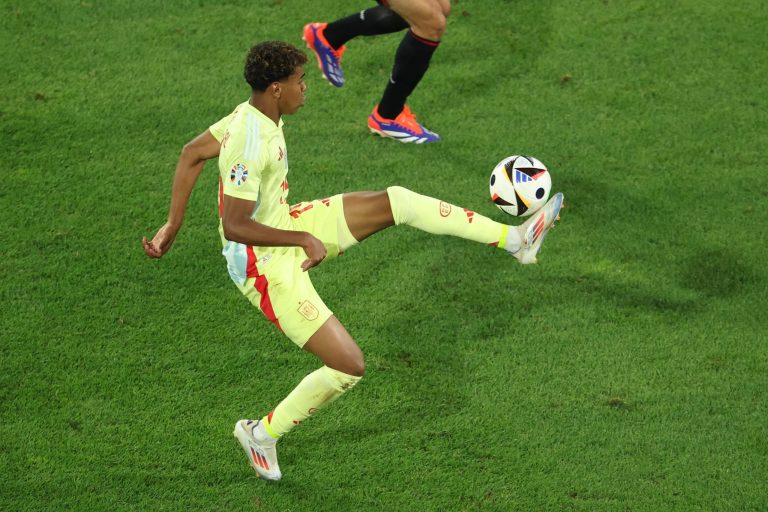 Legjenda e Gjermanisë: Maradona, Messi dhe tani Yamal…