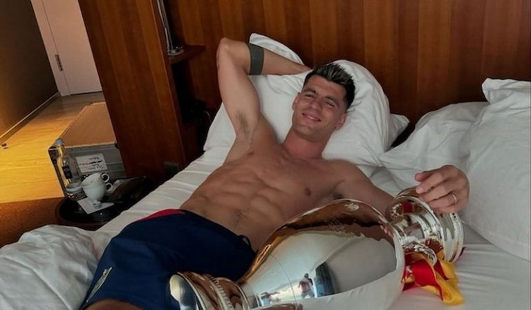Morata si Messi: Kapiteni i Spanjës fjeti me trofeun e Euro 2024 në krahë