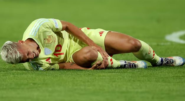 Spanja humb një titullar përballë Zvicrës, Dani Olmo dëmtohet dhe mban në ankth Barcelonën