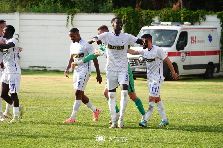 Shkupi fiton derbin me Strugën, Shkëndija dominon ndaj Voskës