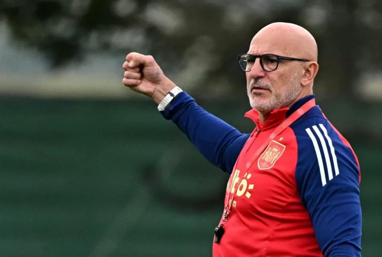 Trajneri i Spanjës ankohet për mungesën e rinovimit: Kampion me kontratë kalamajsh!