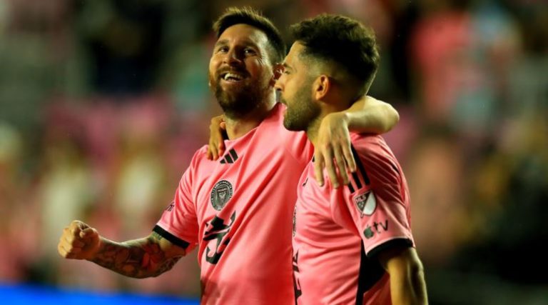 Ish-futbollisti i Realit bëhet bashkëlojtar me Messin në Amerikë