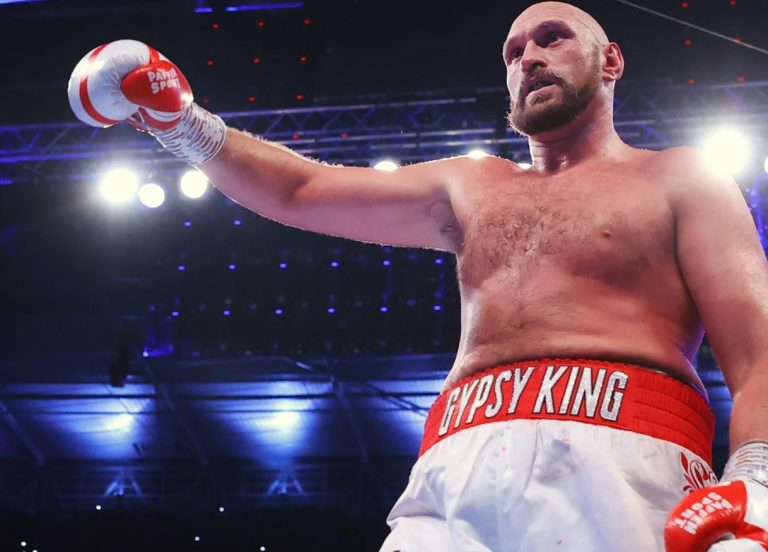 Fjuri shton peshën, 7-8 kg më shumë nga dueli i parë me Aleksandar Usyk