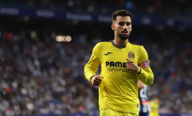 Barcelona monitoron situatën me Aleks Baena-n