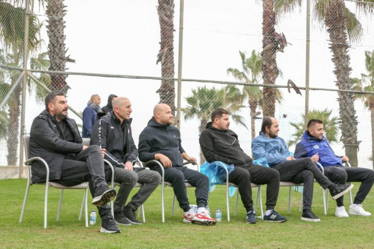 Seleksionuesi Milevksi ndjek nga afër miqësoren e FC Shkupit