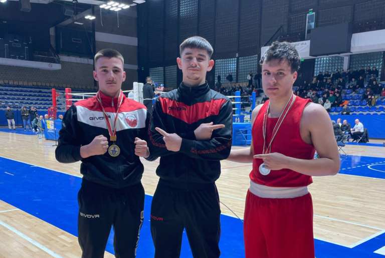 Medalje ari për Erijon Saidin, argjend për Metodija Petkovskin në turneun e boksit në Prishtinë 