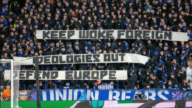 Tifozët e Rangersit dënohen përjetë për pankartën e shfaqur në ndeshjen ndaj Fenerbahces