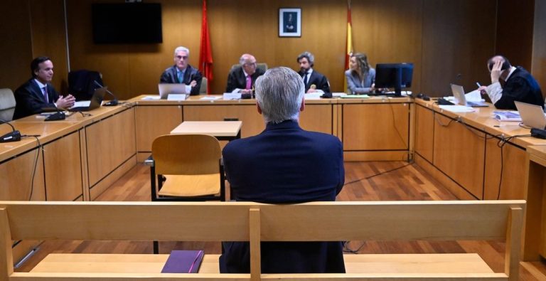 Ançeloti, në gjykatë: Nuk kam fshehur para!